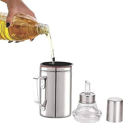 Stainless Steel Nozzle Oil Dispenser 1 Litre Silver | Oil Container | Oil Pourer | Oil Pot | Oil Can | Oil Bottle with Handle Set of 1